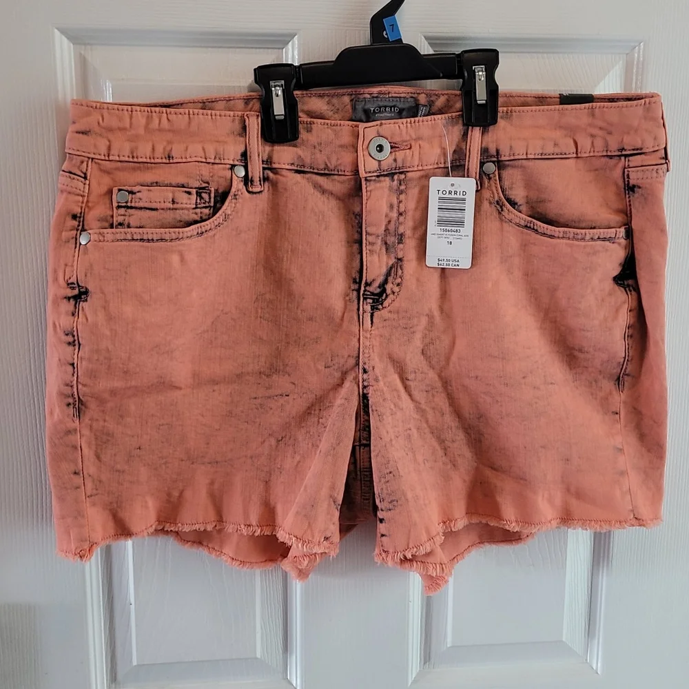 Torrid Women's Coral Jean Shorts - Picture 1 of 4